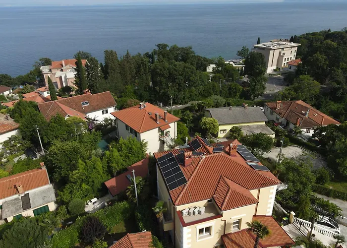 Villa Anna-Potkrovlje